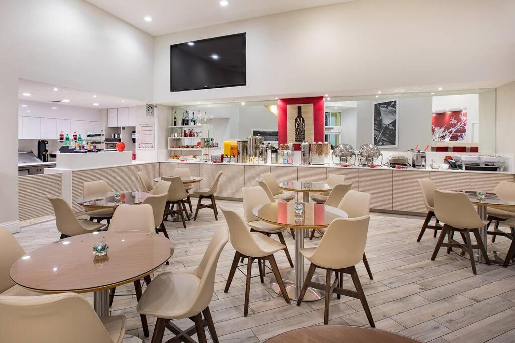 Walking Distance From Universal One Bedroom Resort Orlando Bagian luar foto